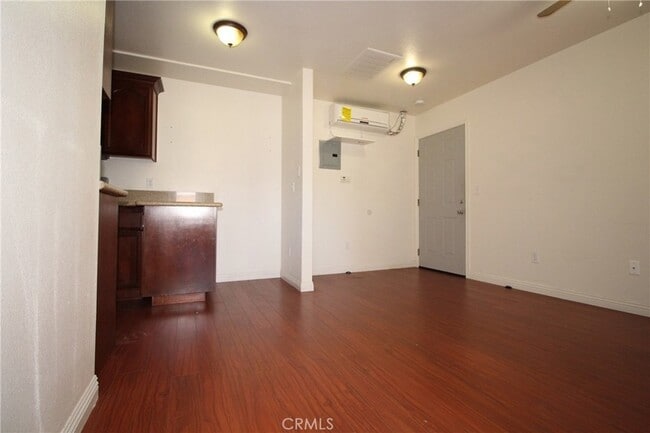 Photo - 7914 Seville Ave Unidad B
