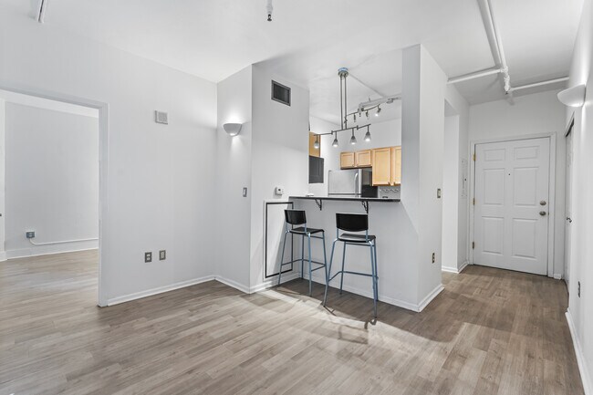 Photo - 444 17th St