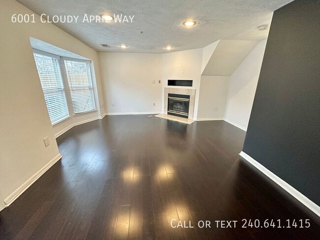 Photo - 6001 Cloudy April Way