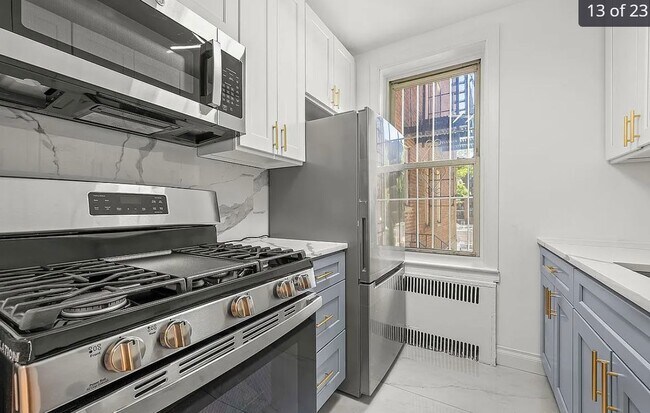 Photo - 124-16 84th Rd