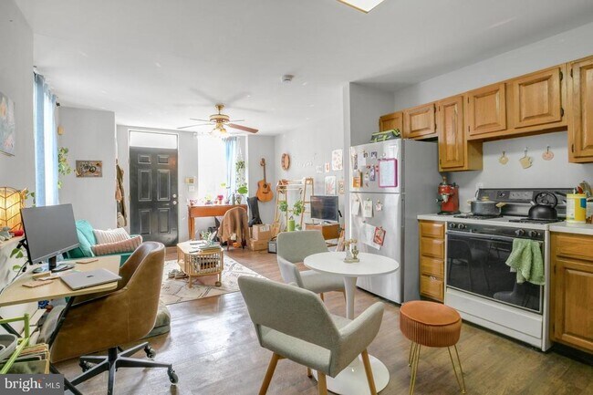 Photo - 2220 Almond St Unit 1