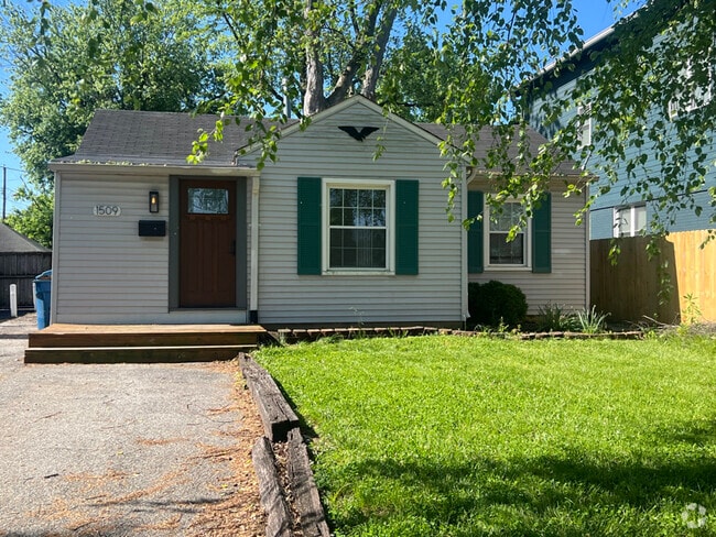 Building Photo - 1509 Broad Ripple Ave Rental