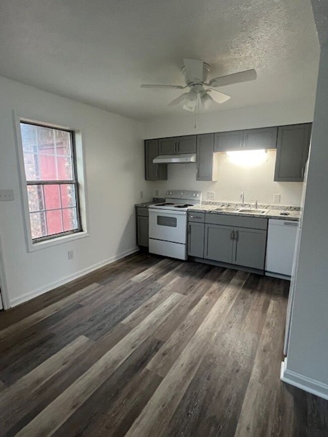 Photo - 1288 Kenilwood Way Unit Apt. A