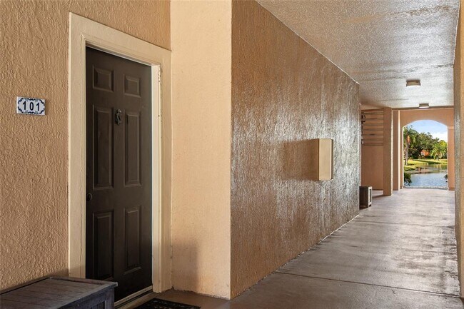 Photo - 5542 Metrowest Blvd Unidad 10