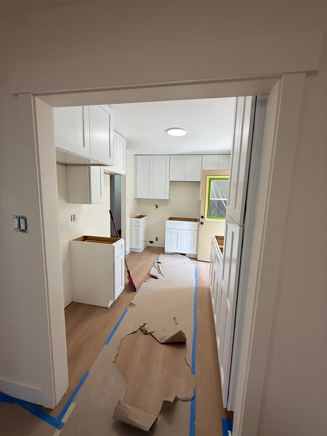 Building Photo - 1020 N 1500 W