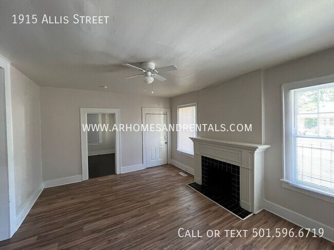 Photo - 1915 Allis St