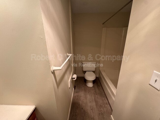 Photo - 195 Burgundy Hill Ln Unidad 195