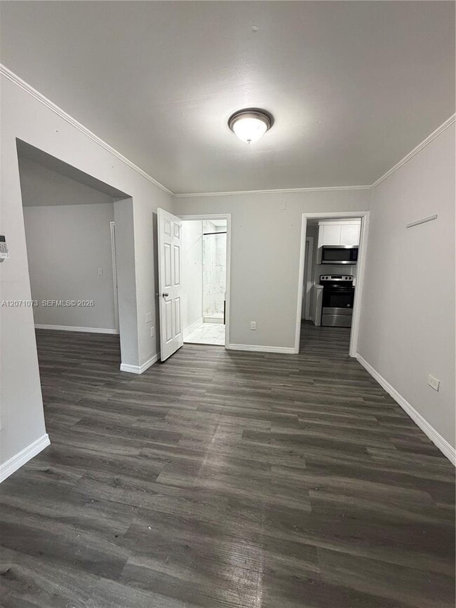 Photo - 706 S F St Unidad REAR
