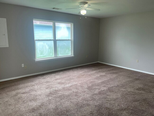 Photo - uTown - Your Perfect Rental Community! Unit 27