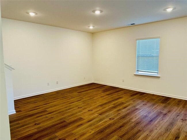 Photo - 66 Red Dragon Dr