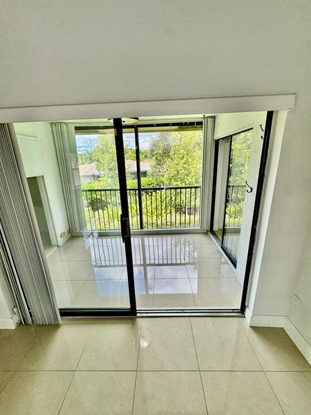 Photo - 9657 Riverside Dr Unit 5H