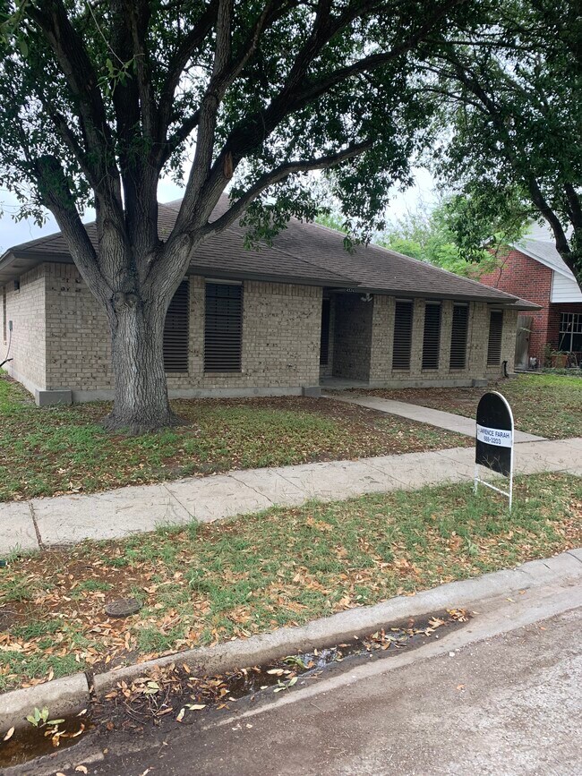 Photo - 4534 Silver Hollow Dr