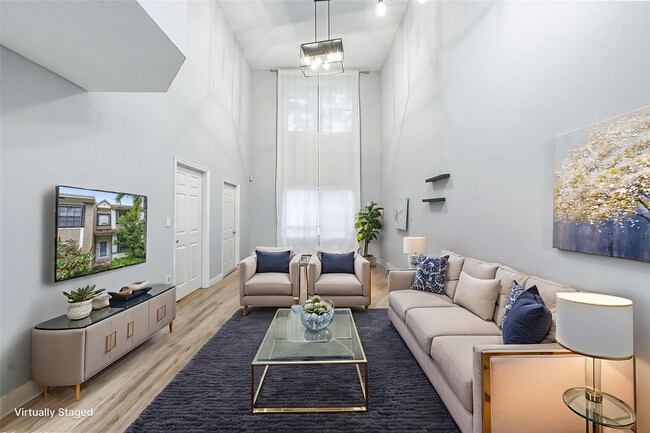 Photo - 214 City View Dr