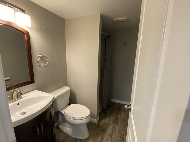 Photo - 1325 W 75th Pl