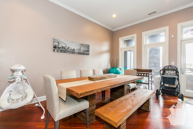Photo - 1357 W Grand Ave Unit 1357 W Grand
