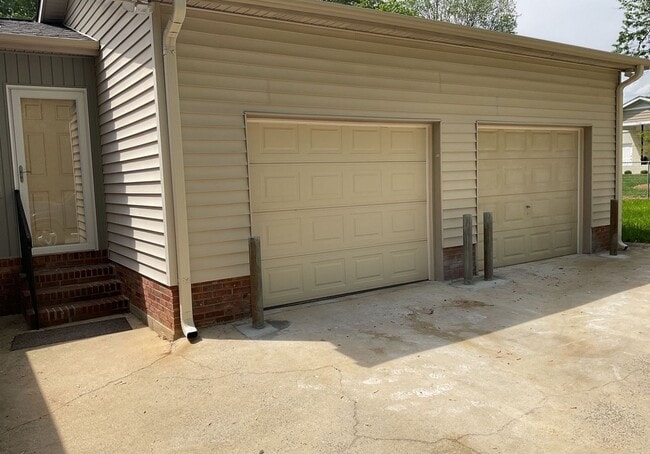 Photo - Beautiful 3 Bedroom 2 Full Bath in Gastonia!