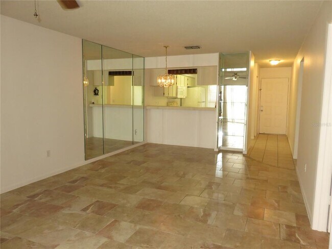 Photo - 4911 Sunnybrook Dr Unit 12