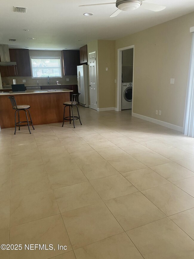 Photo - 1007 Grove Park Blvd