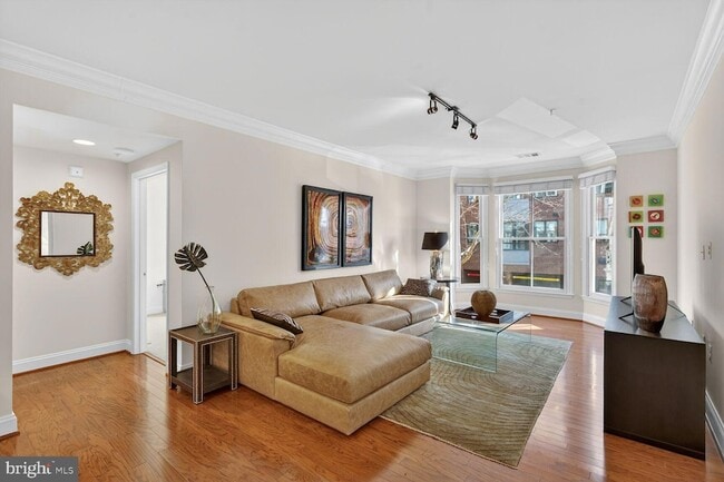 Photo - 1115 Cameron St Unidad 211