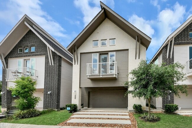 Photo - 1046 Homer St