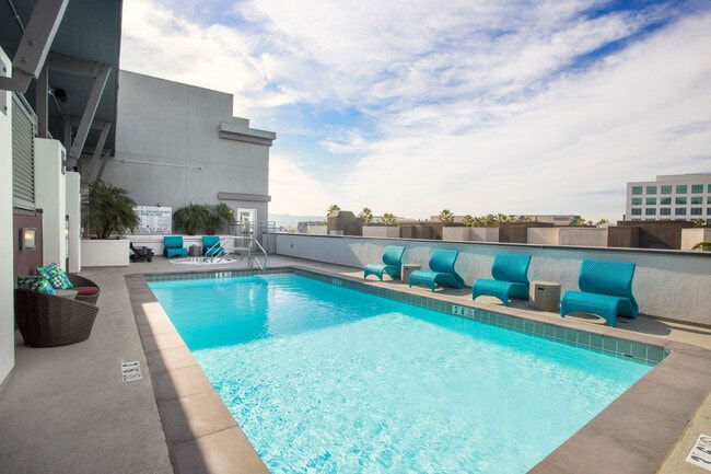 Living at NoHo apartments — community photo