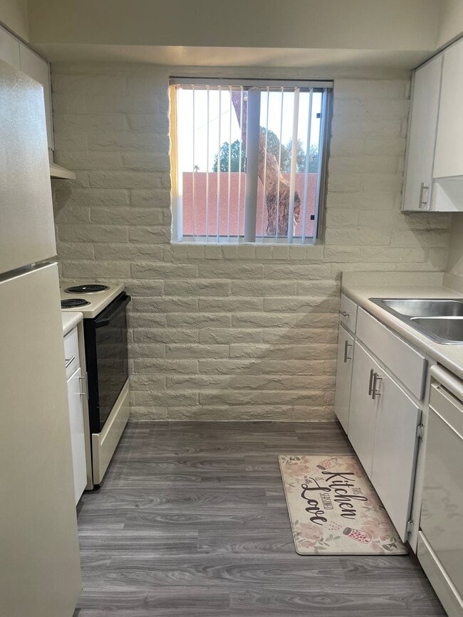 Photo - Camino De La Sierra