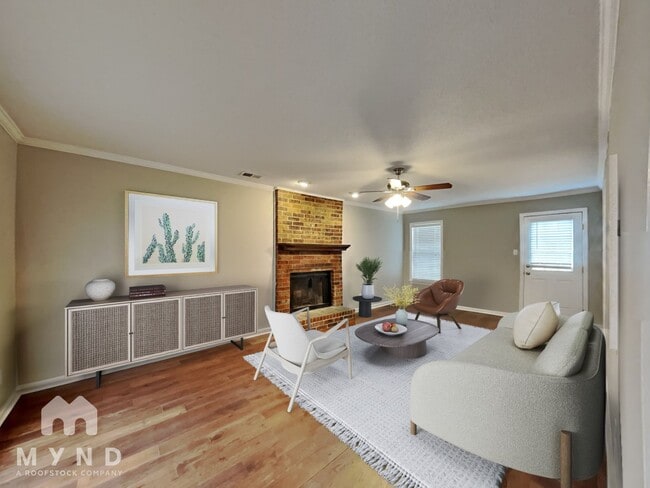 Photo - 2433 Dove Glen Cove House