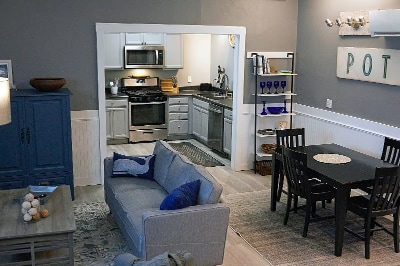 Building Photo - 9 May St Unit Furnished Open-Concept