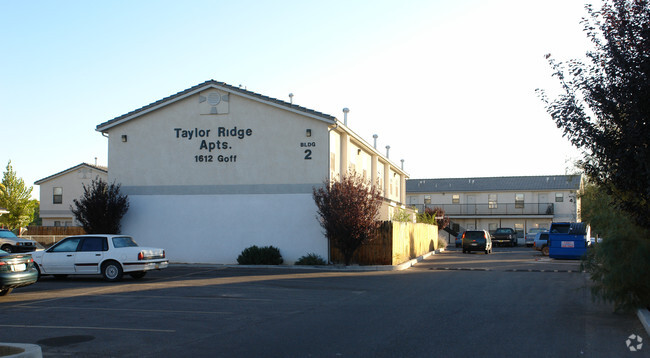 Taylor Ridge Apartments - Taylor Ridge Apartments