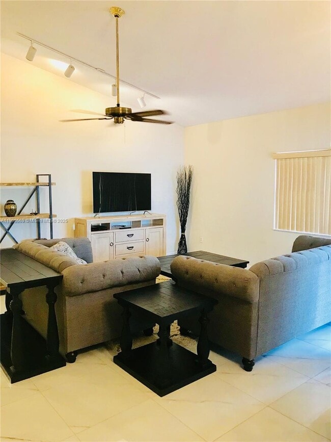 Photo - 15025 Brighton Ln