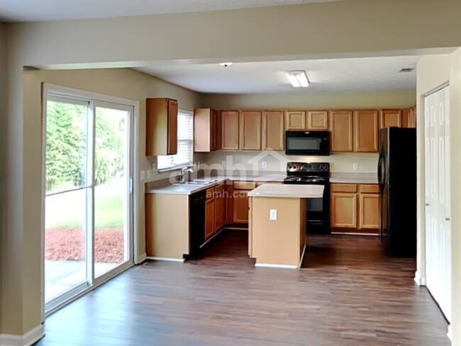 Photo - 3333 Cain Harbor Dr