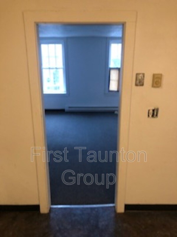 Photo - 2 Union St Unidad 1