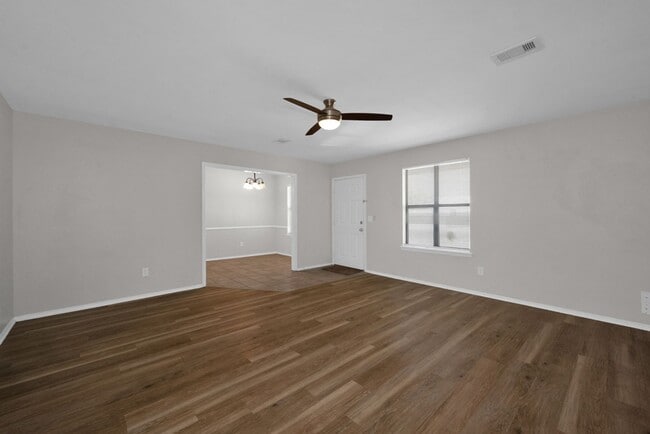Photo - 4200 S Austin St Unidad 4200 S Austin St #B