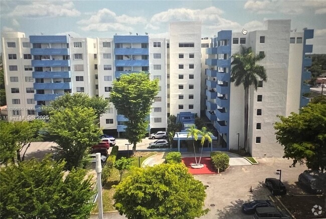Building Photo - 5050 NW 7th St Unit 709 Rental
