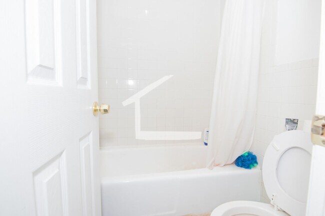 Photo - Nice 2 bed in Fenway