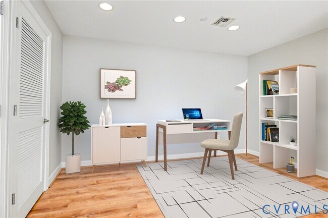 Photo - 1101 Haxall Point