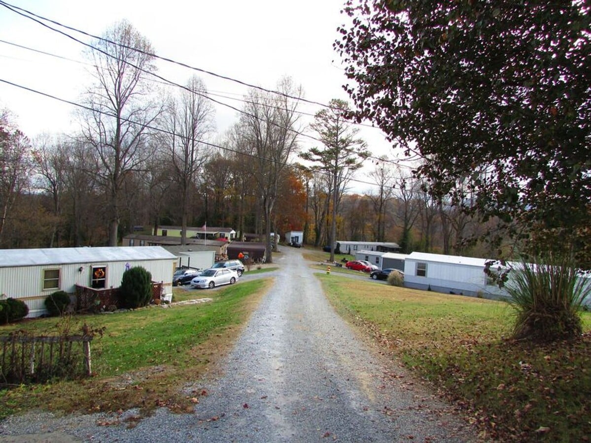 Trailer Park Lot Available - Trailer Park Lot Available Apartamento Unidad Lot 7