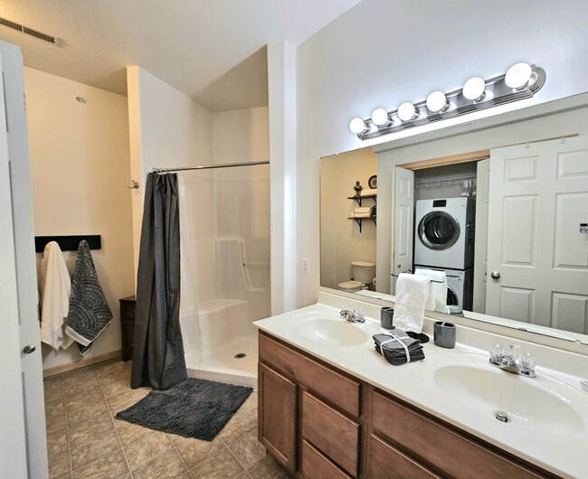 Photo - 2270 Westlake Rd Unit #302