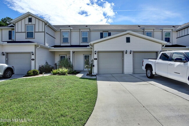 Photo - 92 Silver Fern Dr