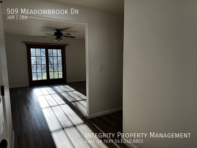 Photo - 509 Meadowbrook Dr
