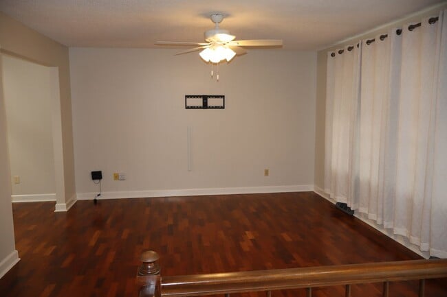 Photo - 3809 W Rollins Rd