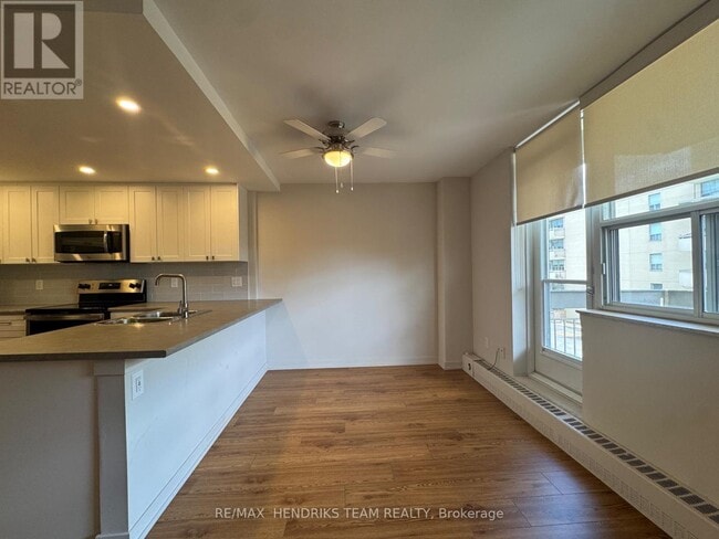Photo - 158 Fitch St Unit 313