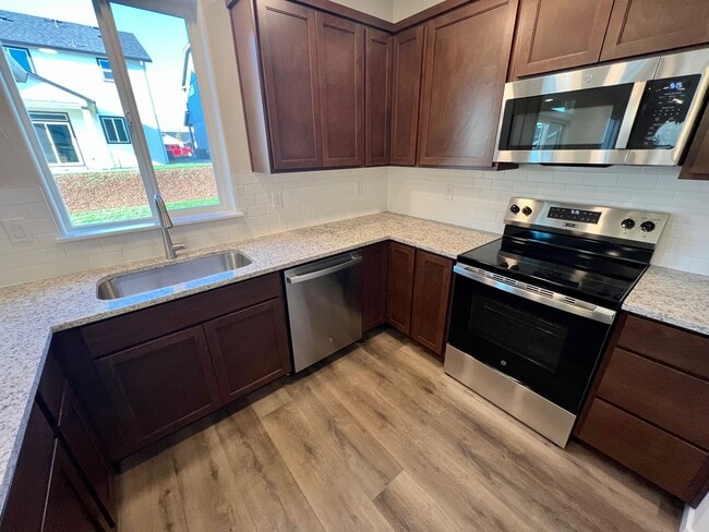 Photo - 3667 Ford Dr