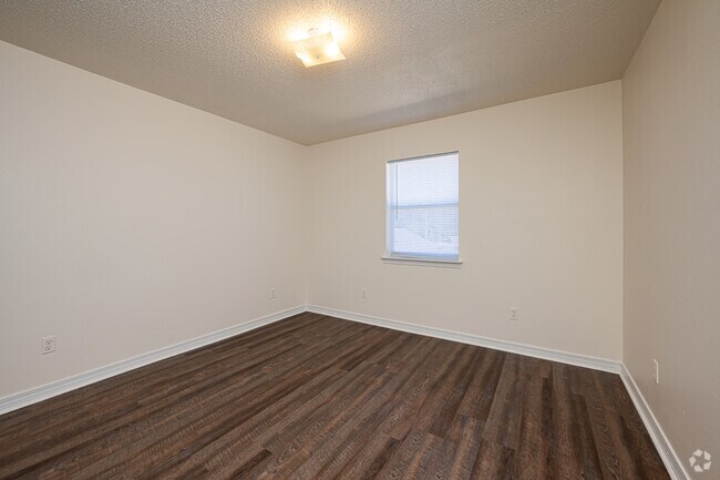 2BR, 2BA - 800SF - Second Bedroom - Courtney Heights Apartments