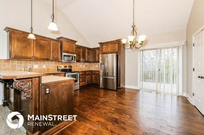 Photo - 593 Kreisel Dr