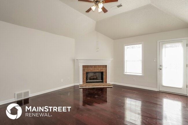 Photo - 6933 Finch Rd