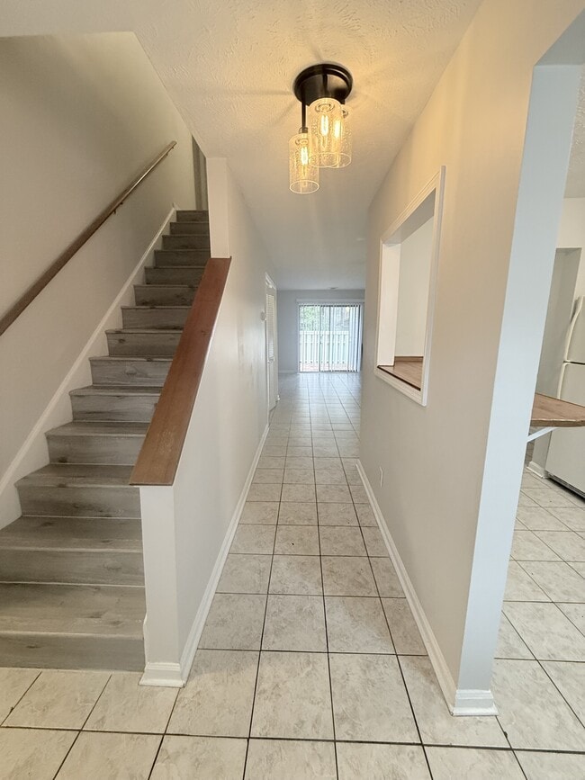 Photo - 1025 Carolina Rd