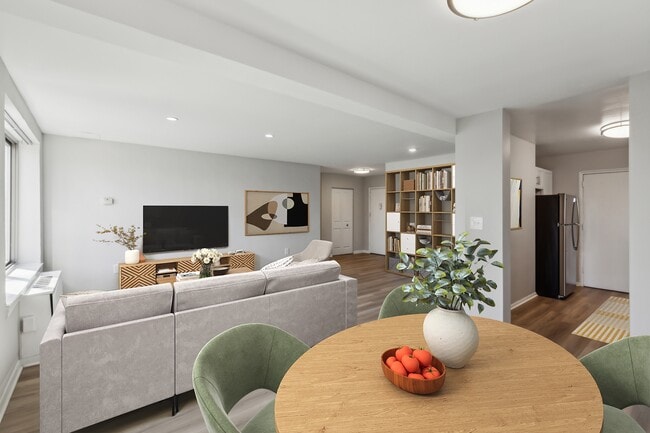 The Jefferson, an Eagle Rock Community