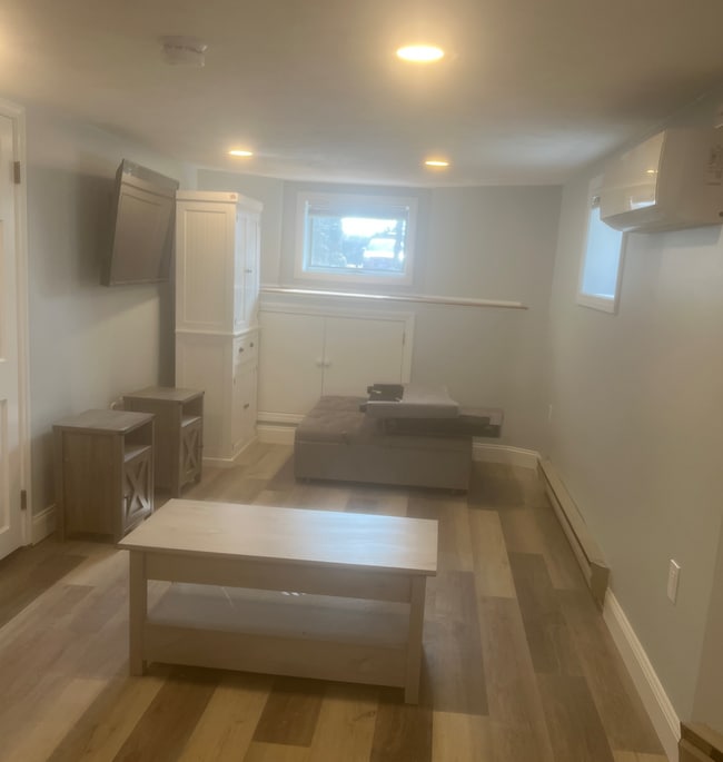 Photo - 68 Marathon St Unit C