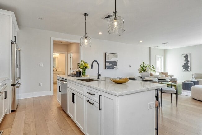 Photo - 62 Foundry St Unit 309